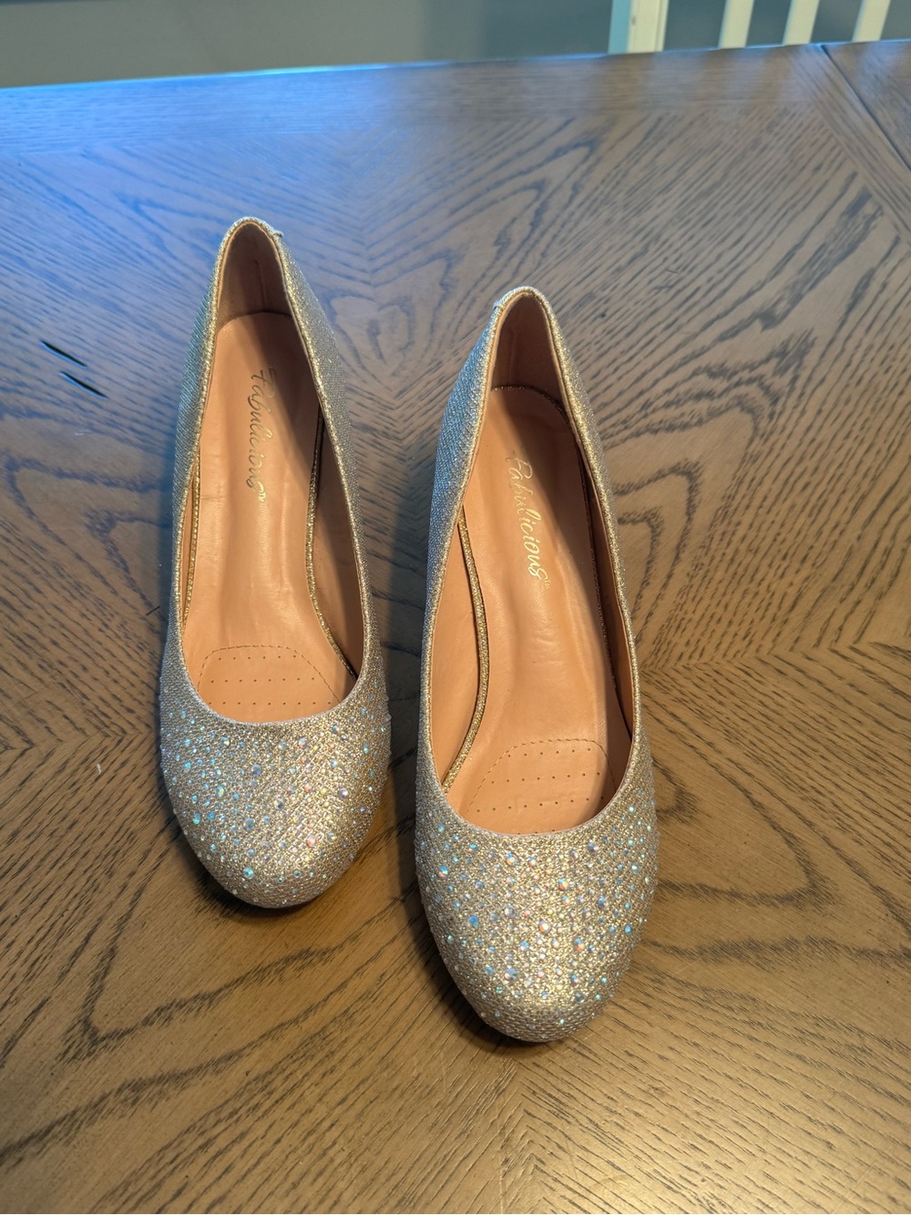 Refresh Women's Gold Glitter Heels with Pink Insole - Picture 9 of 9